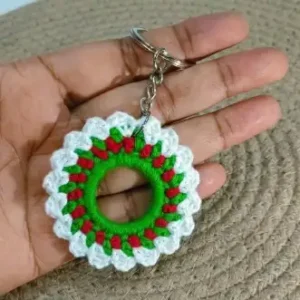 Handmade Crochet Wreath Keychain in India