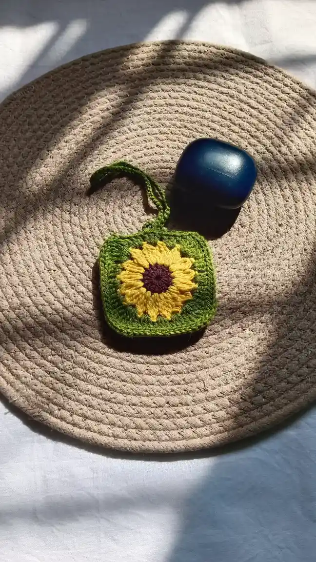 Handmade Sunflower Earphone Cover In India